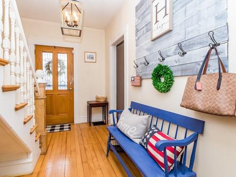 26 Humphrey St, Lowell, MA 01850 photo 3