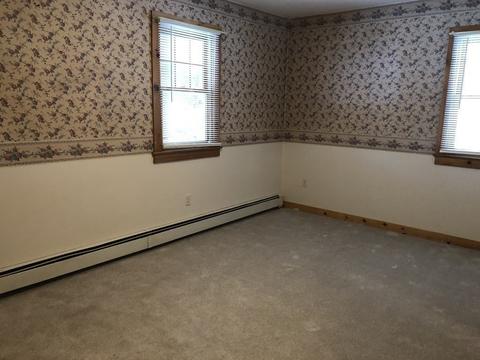 16 Hopkinton Rd, Upton, MA 01568 photo 12
