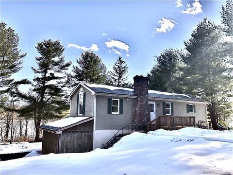 16 Hopkinton Rd, Upton, MA 01568 photo 2