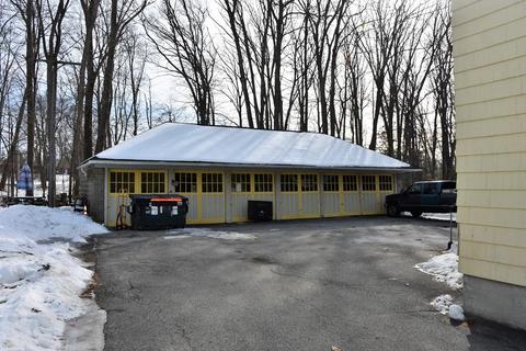 22 Nelson St, Webster, MA 01570 photo 2