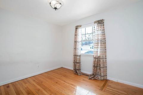 124 Joan St, Springfield, MA 01129 photo 17