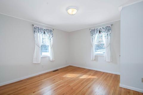 124 Joan St, Springfield, MA 01129 photo 15