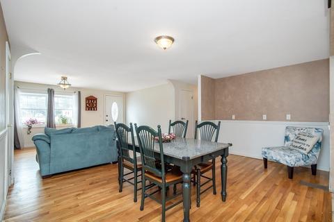 124 Joan St, Springfield, MA 01129 photo 11