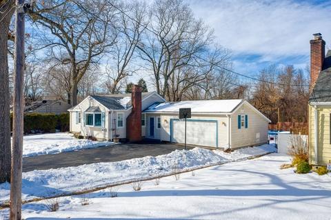 30 Gorman Ln, Springfield, MA 01118 photo 2