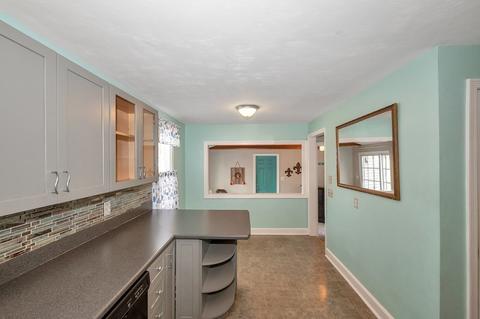 30 Gorman Ln, Springfield, MA 01118 photo 7