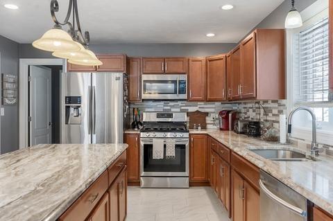 10 Paradox Dr, Worcester, MA 01602 photo 14