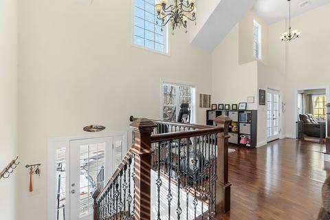 10 Paradox Dr, Worcester, MA 01602 photo 5