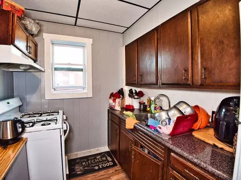 1244 Pleasant St, Fall River, MA 02723 photo 18