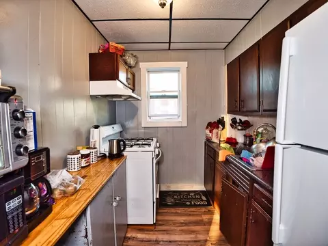 1244 Pleasant St, Fall River, MA 02723 photo 17