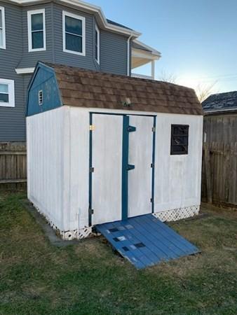 22 Wilcox St, Fall River, MA 02724 photo 6
