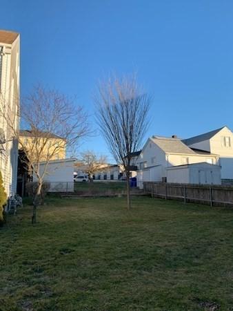 22 Wilcox St, Fall River, MA 02724 photo 7