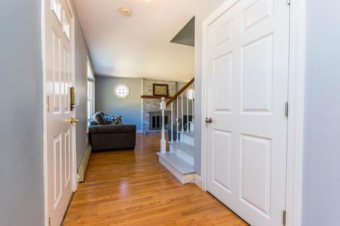 3 Dinahs Way, Wareham, MA 02571 photo 4