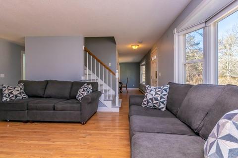 3 Dinahs Way, Wareham, MA 02571 photo 6