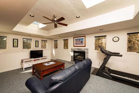 1 Cooper Rd, Mansfield, MA 02048 photo 17