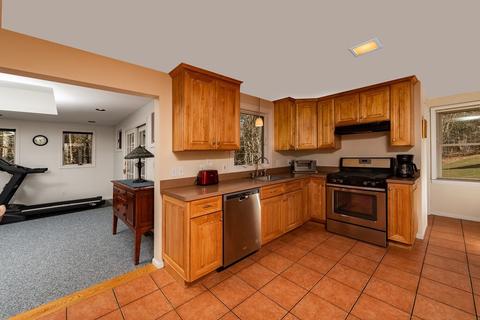 1 Cooper Rd, Mansfield, MA 02048 photo 13