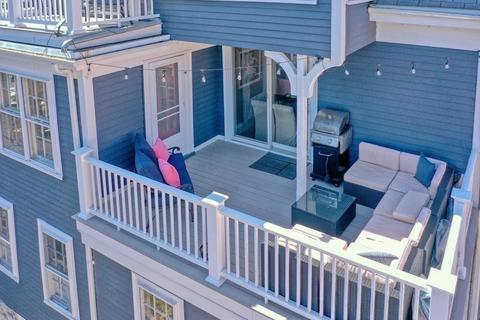 18 Waldron Ct, Marblehead, MA 01945 photo 12