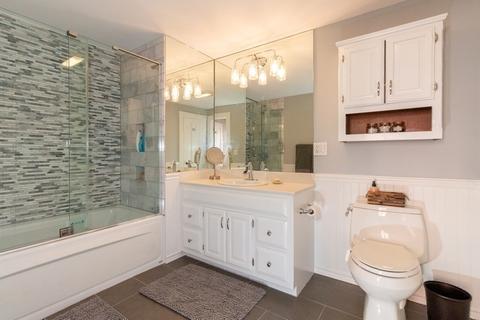 18 Waldron Ct, Marblehead, MA 01945 photo 28