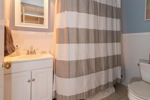 18 Waldron Ct, Marblehead, MA 01945 photo 37