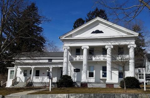 20 Park St, Ware, MA 01082 photo 1