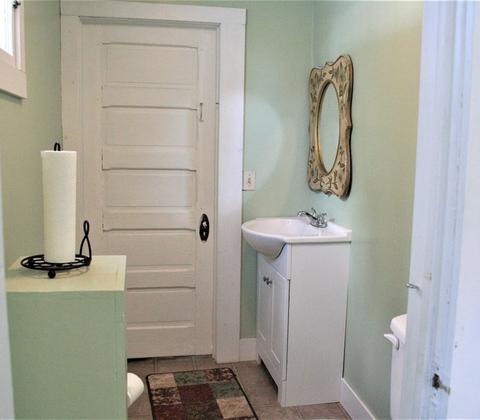 20 Park St, Ware, MA 01082 photo 16