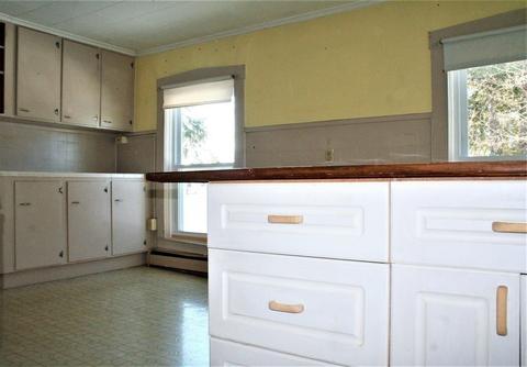20 Park St, Ware, MA 01082 photo 19