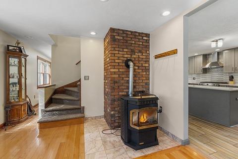 34 Spruce Dr, Ashburnham, MA 01430 photo 7