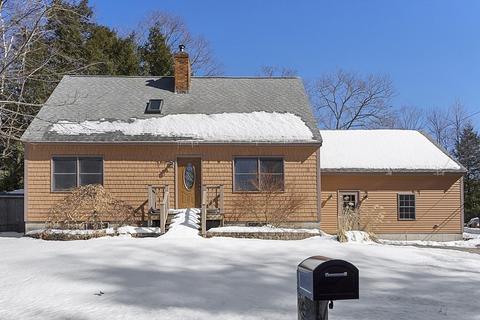 34 Spruce Dr, Ashburnham, MA 01430 photo 2