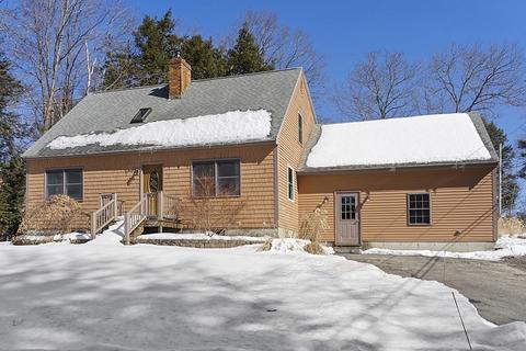 34 Spruce Dr, Ashburnham, MA 01430 photo 1