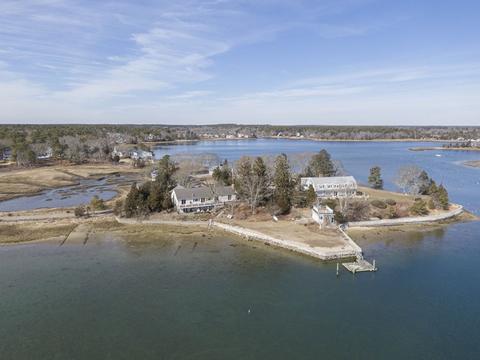 19 Over Jordan Rd, Wareham, MA 02571 photo 3