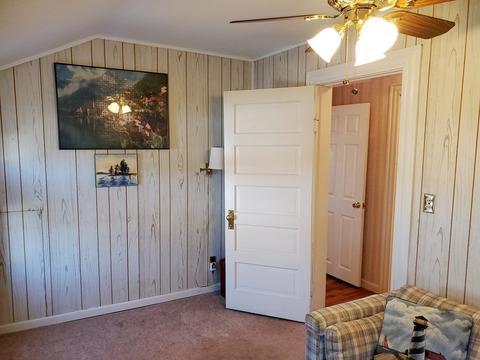 135 Knight St, Woonsocket, RI 02895 photo 24