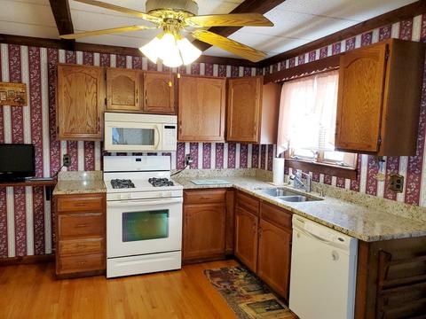 135 Knight St, Woonsocket, RI 02895 photo 7
