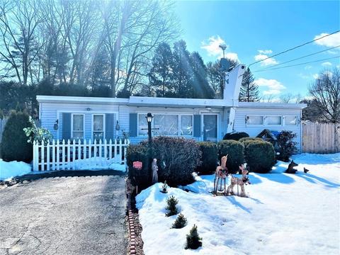 7 Groton St, Springfield, MA 01129 photo 1