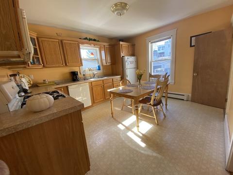142 Jackson St, Lynn, MA 01902 photo 4