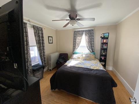 142 Jackson St, Lynn, MA 01902 photo 3