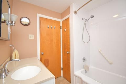 12 Brittany Rd, Springfield, MA 01151 photo 15