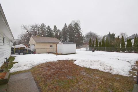 12 Brittany Rd, Springfield, MA 01151 photo 18