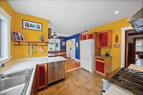47 Bowker St, Brookline, MA 02445 photo 20