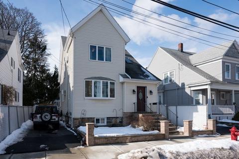 16 Myrtle St, Everett, MA 02149 photo 2