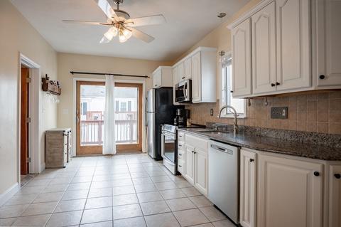16 Myrtle St, Everett, MA 02149 photo 8