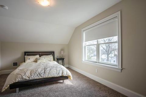 319 Hillcrest Rd, Needham, MA 02492 photo 32