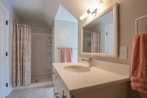 319 Hillcrest Rd, Needham, MA 02492 photo 31