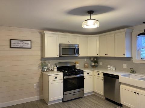 68 Eloise St, Springfield, MA 01118 photo 10