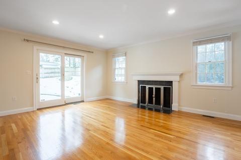 70 High Ledge Ave, Wellesley, MA 02482 photo 9