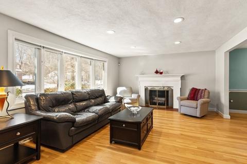 44 Lantern Ln, Sharon, MA 02067 photo 5