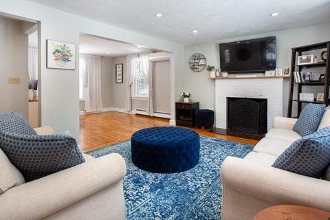 42 Pleasant St, North Reading, MA 01864 photo 9