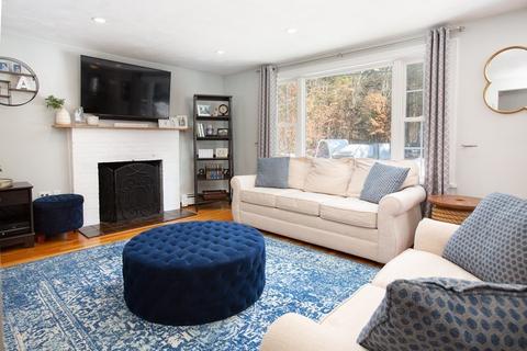 42 Pleasant St, North Reading, MA 01864 photo 8