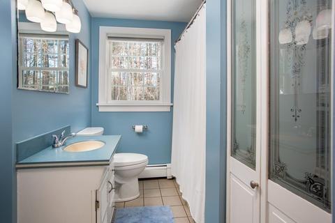 42 Pleasant St, North Reading, MA 01864 photo 12