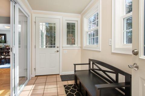 42 Pleasant St, North Reading, MA 01864 photo 11