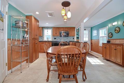 149 Maple St, Warren, MA 01083 photo 7