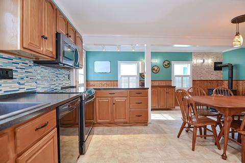 149 Maple St, Warren, MA 01083 photo 14